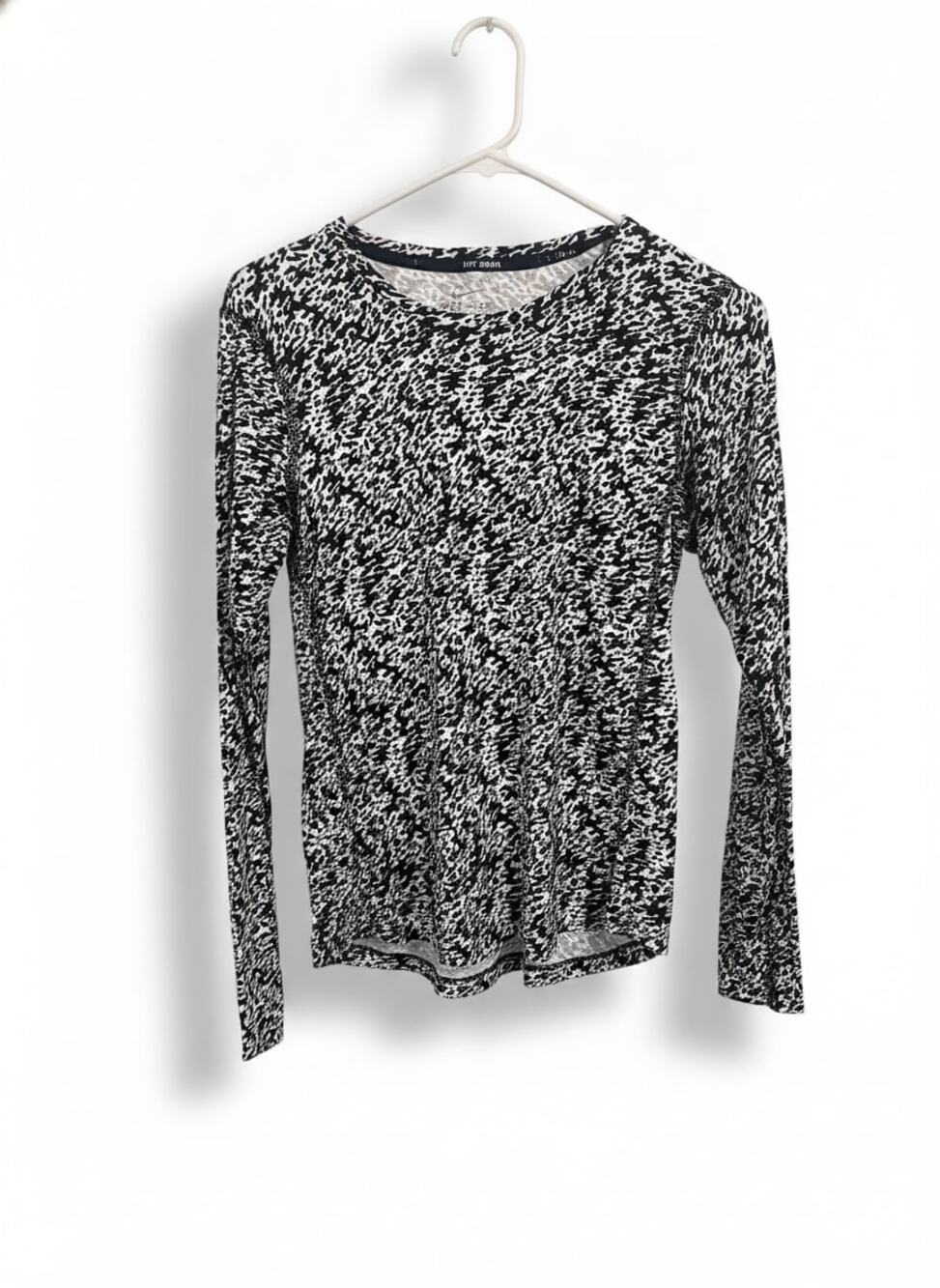 Nike Dri-FIT Running Long Sleeve Top Womens Small Black White Animal Print